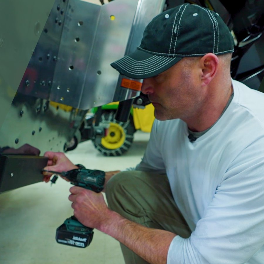 Quick Tip: How to Install a Transducer Mounting Plate on Your Boat