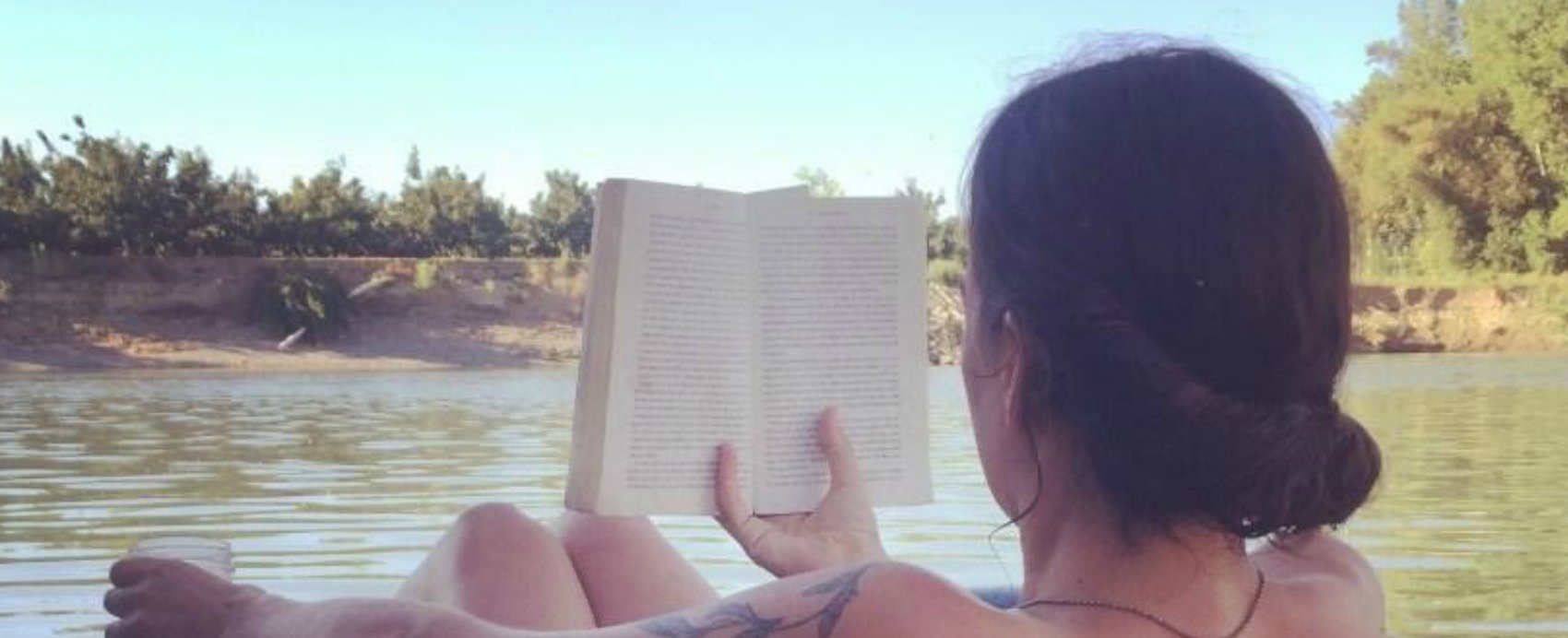 Secret History: 24 Hours of Life on the Shantyboat