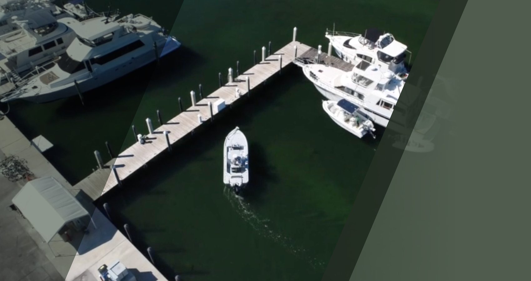 How to Dock a Boat when Approaching from a 90-Degree Angle