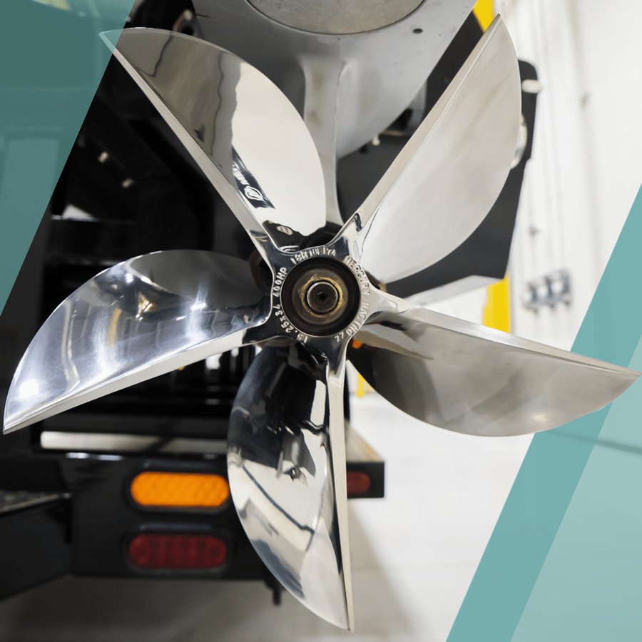 How many blades does your propeller need?