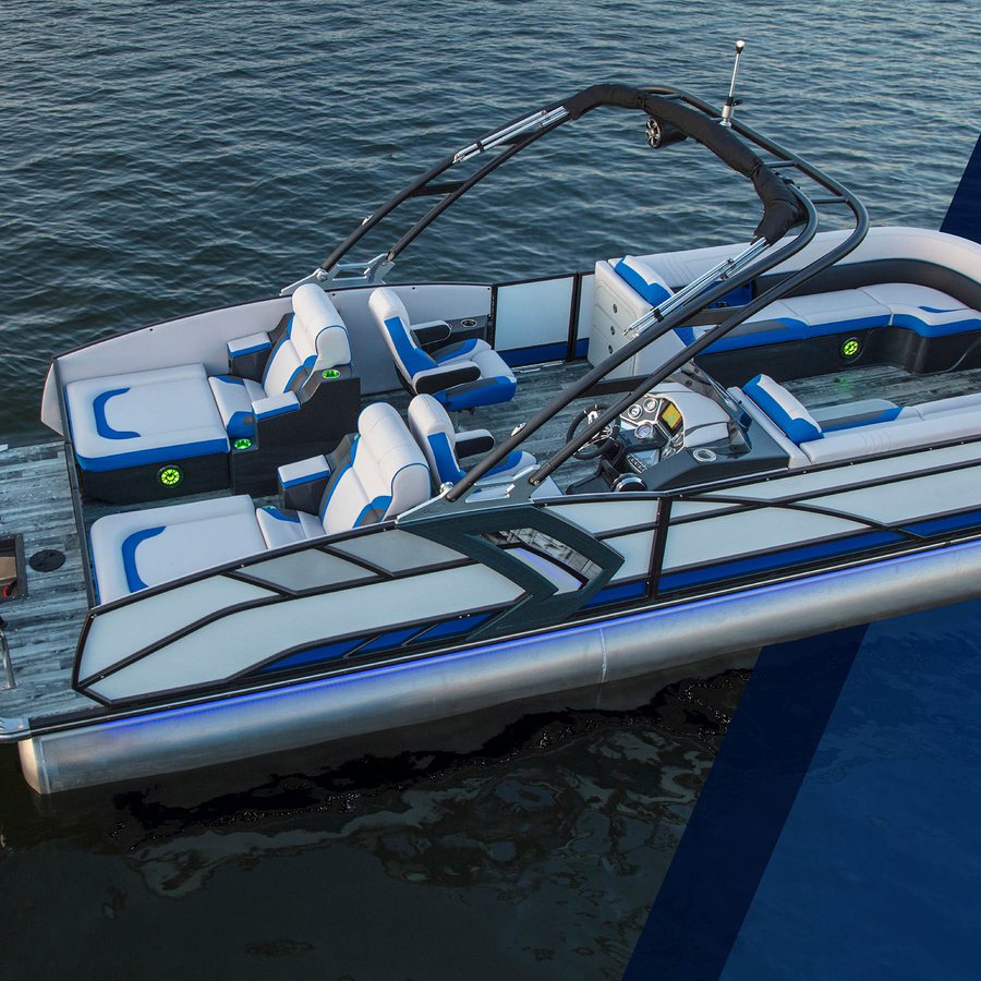 Easily Accessible Pontoons Let Everyone Enjoy the Water