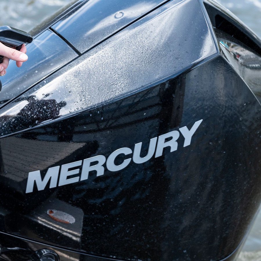 Quick Tip: Fight Water Spots with Mercury All-In-One Spotless Shine